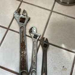 Crescent Wrenches 