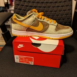 Nike Dunk Low Size 9