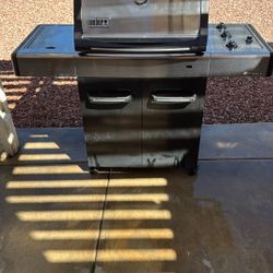 Weber Barbecue With Side Burner