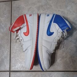 NEW AUTHENTIC NIKE AIR JORDAN 1 MID '85 GS 

