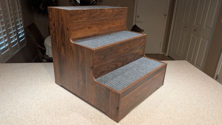 Dog or cat pet stairs wood with carpet - READ!