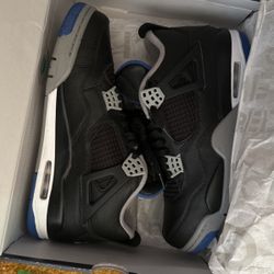 Air Jordan Retro 4