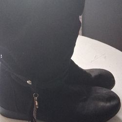 boots in good condition size 3 