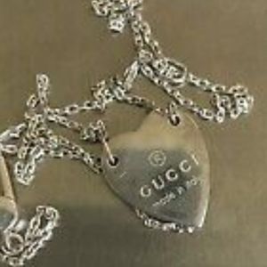 GUCCI ITALIAN LUXURY 925 STERLING SILVER NECKLACE comes with original packaging