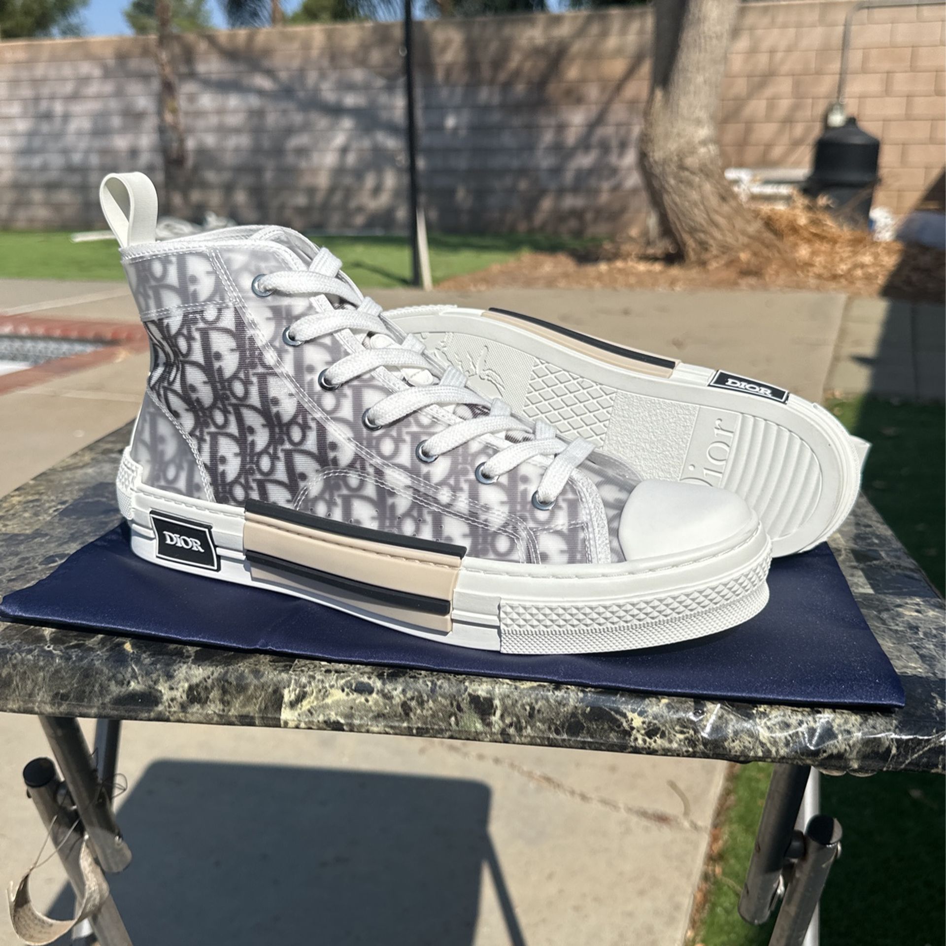 Dio.r mens shoes size 9 & 9.5 mens shoes for Sale in Riverside County