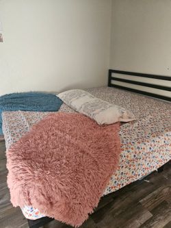 King size bed and mattress