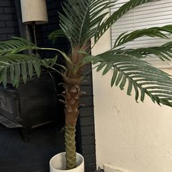 Artificial Palm 