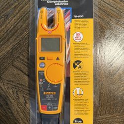 FLUKE Digital Clamp Meter