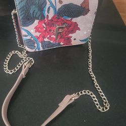Beautiful Spring Or Summer Floral Purse. Leather Fiorelli 