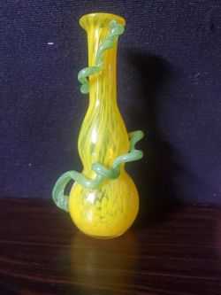Hand Blown Vase,Yellow, Green W/Vine 60s Murano Vintage