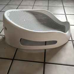 Anglecare Baby Bath Seat