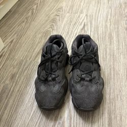 Adidas Yeezy 500 Size 10