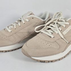 Reebok Classic Leather Womens Beige Running Lace Up Shoes Sneakers 7.5