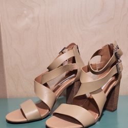 Women's Shoes, Nude Color, Heels.