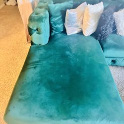 3 pc Sectional Couch 