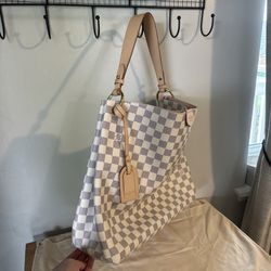Louis Vuitton Graceful MM