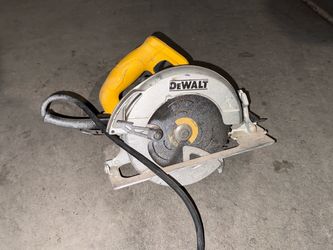 Dewalt Circular Saw