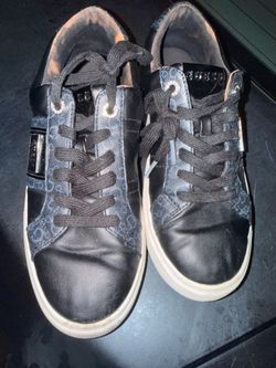 Guess women shoes size 9.5
