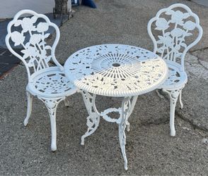 Bistro coffee table