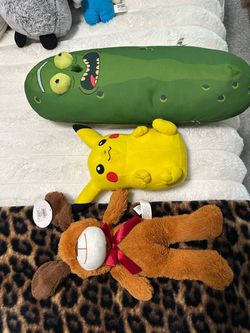 Plush Toy Bundle – Pickle Rick, Pikachu, Teddy Bear