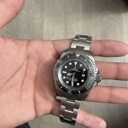 Seadwllr Sub Watch 