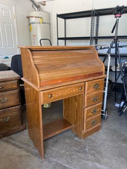 Small Roll-Top Desk!