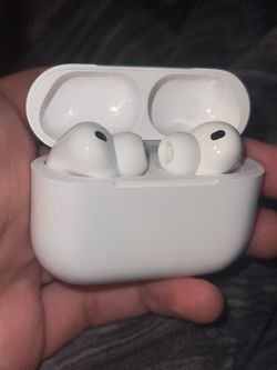 Slightly Used AirPods 3