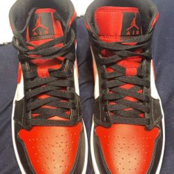 Jordan 1 Mid White Black Red 
