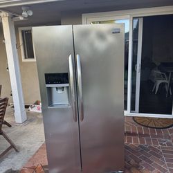 Frigidaire Refrigerator