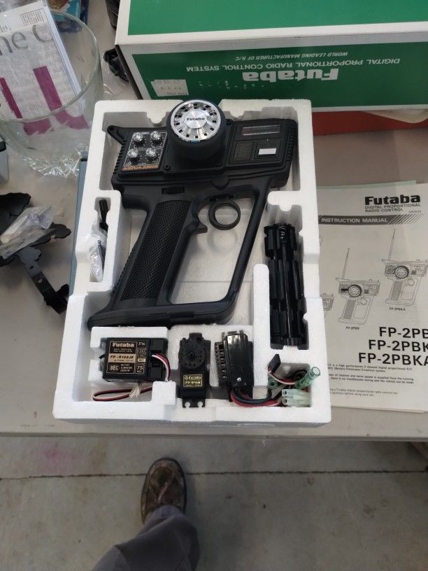 Futaba Digital Proportional Radio Control System For RC Vehicles