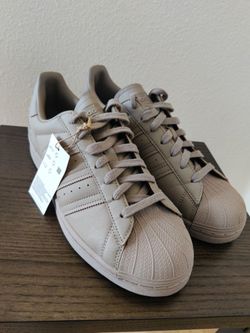 Adidas chalk Brown special edition
