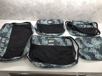 Traveling bags perfect condition