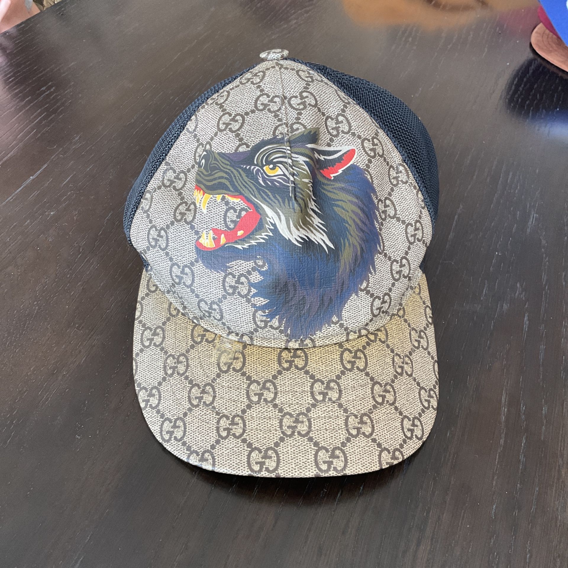 Gucci GG Supreme Wolf Baseball Cap 