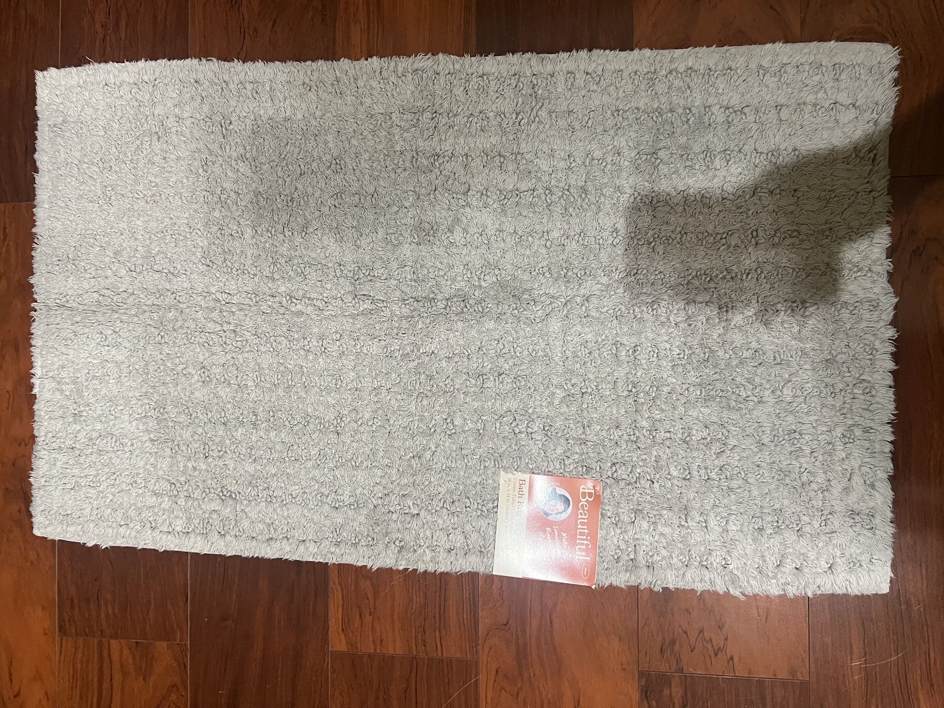 Beautiful Cotton Bath Rug by Drew Barrymore, Porcini Taupe, 20x34" Brand New $12 Meet Up In Irving @dfwgoods