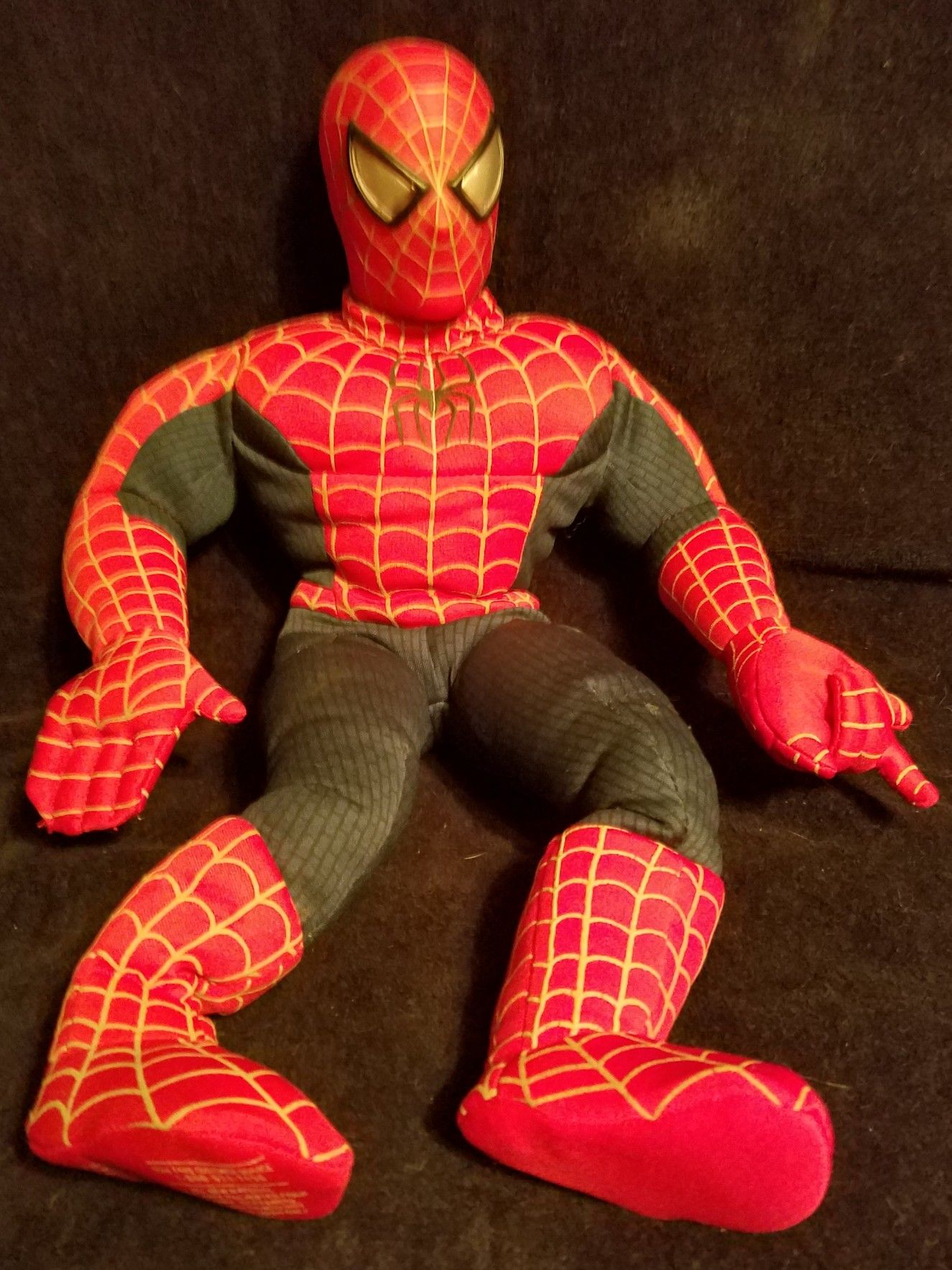2002 Talking Spiderman 20" Marvel Soft body with hard head Eyes Light Up