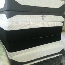 Queen Pillow Top Mattress