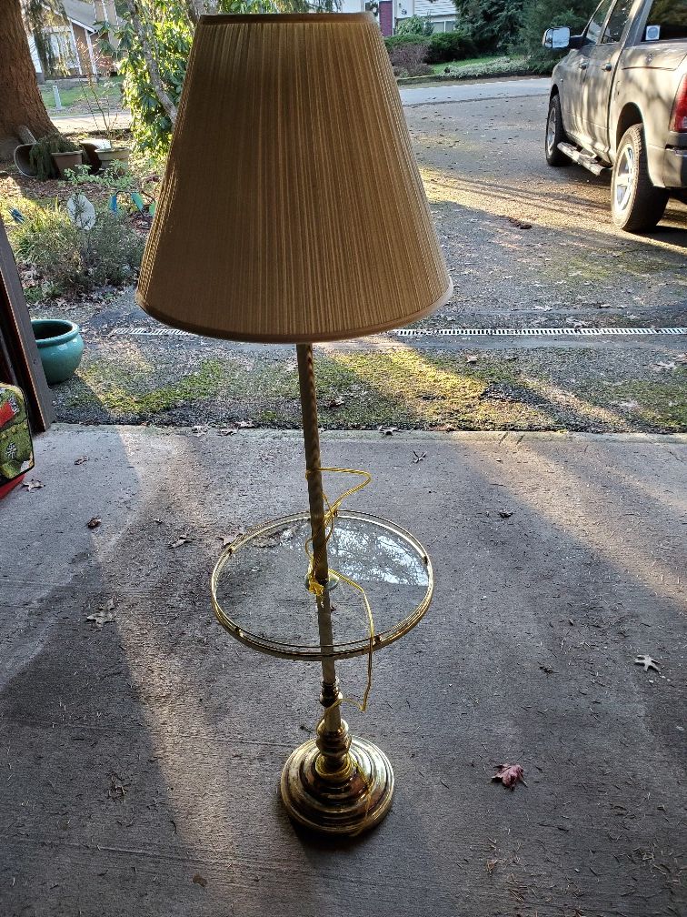 Brass lamp with table