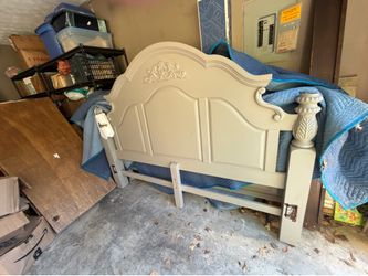 Used king size bed frame very sturdy / all pieces available