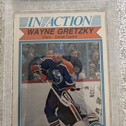Wayne Gretzky 1982 O-PEE-CHEE PSA NM-MT 8