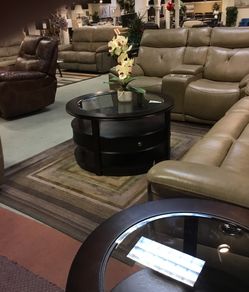 Coffe table with 2 end tables