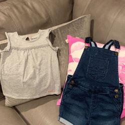 Hardly worn Matching girls HUDSON stretchy overall short sets size 4T AND Size 5T. 