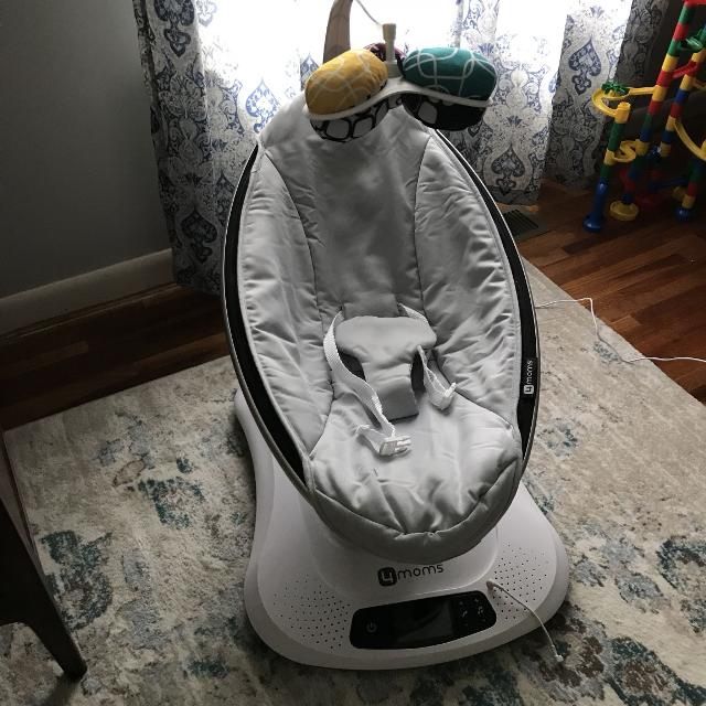 Mamaroo 4 Infant Reclining Baby Rocker