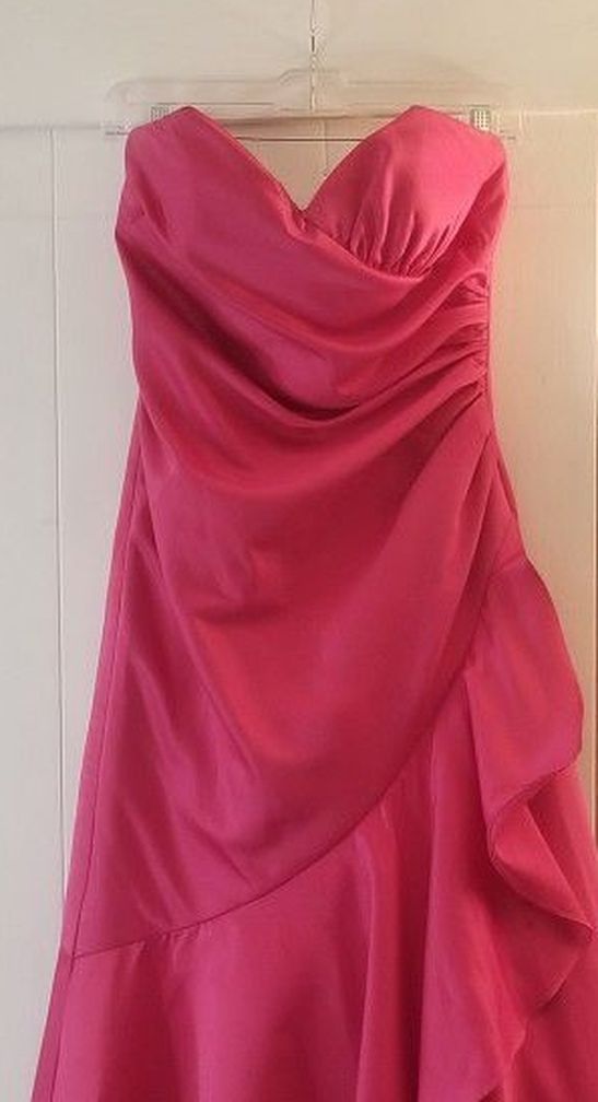 Perfect Cut Pink Mermaid Ballgown Size 8