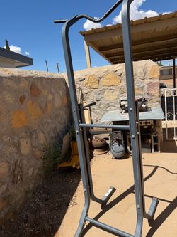 Pull up bar dip