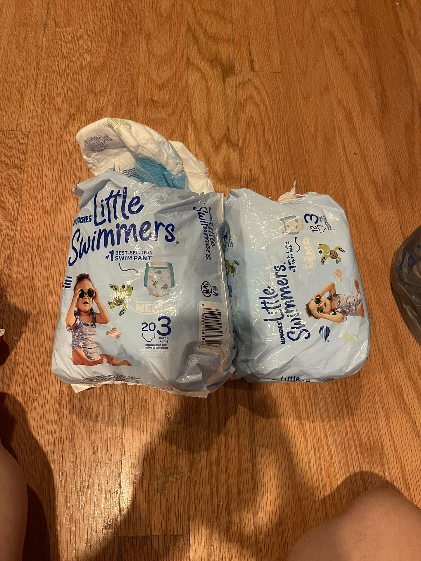 Huggies Little Swimmers Size 3 (28) Total