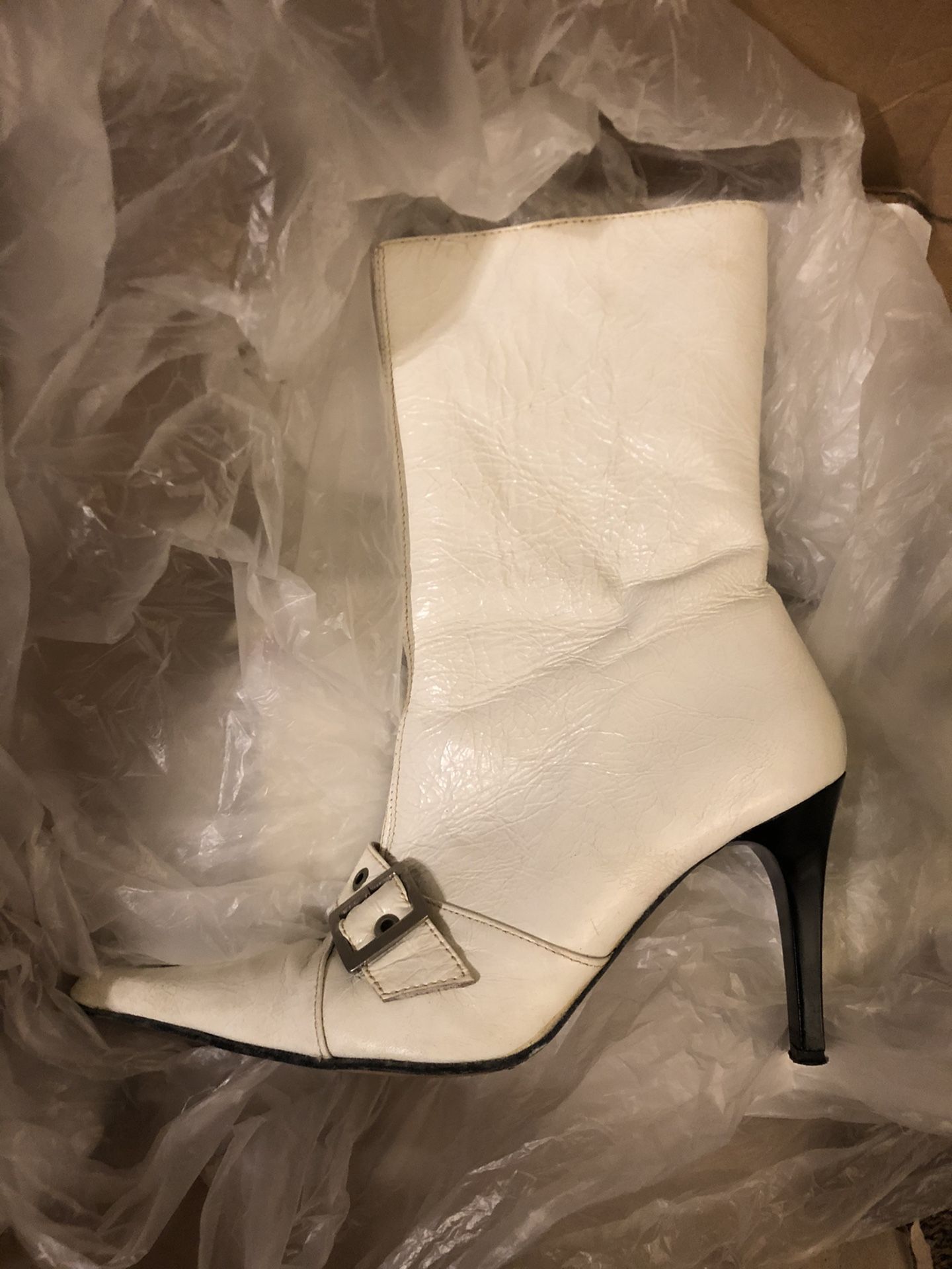 Leather boots white 7