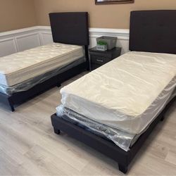 ❤️ 2 TWIN BED FRAMES , 2 TWIN MATTRESSES $580
