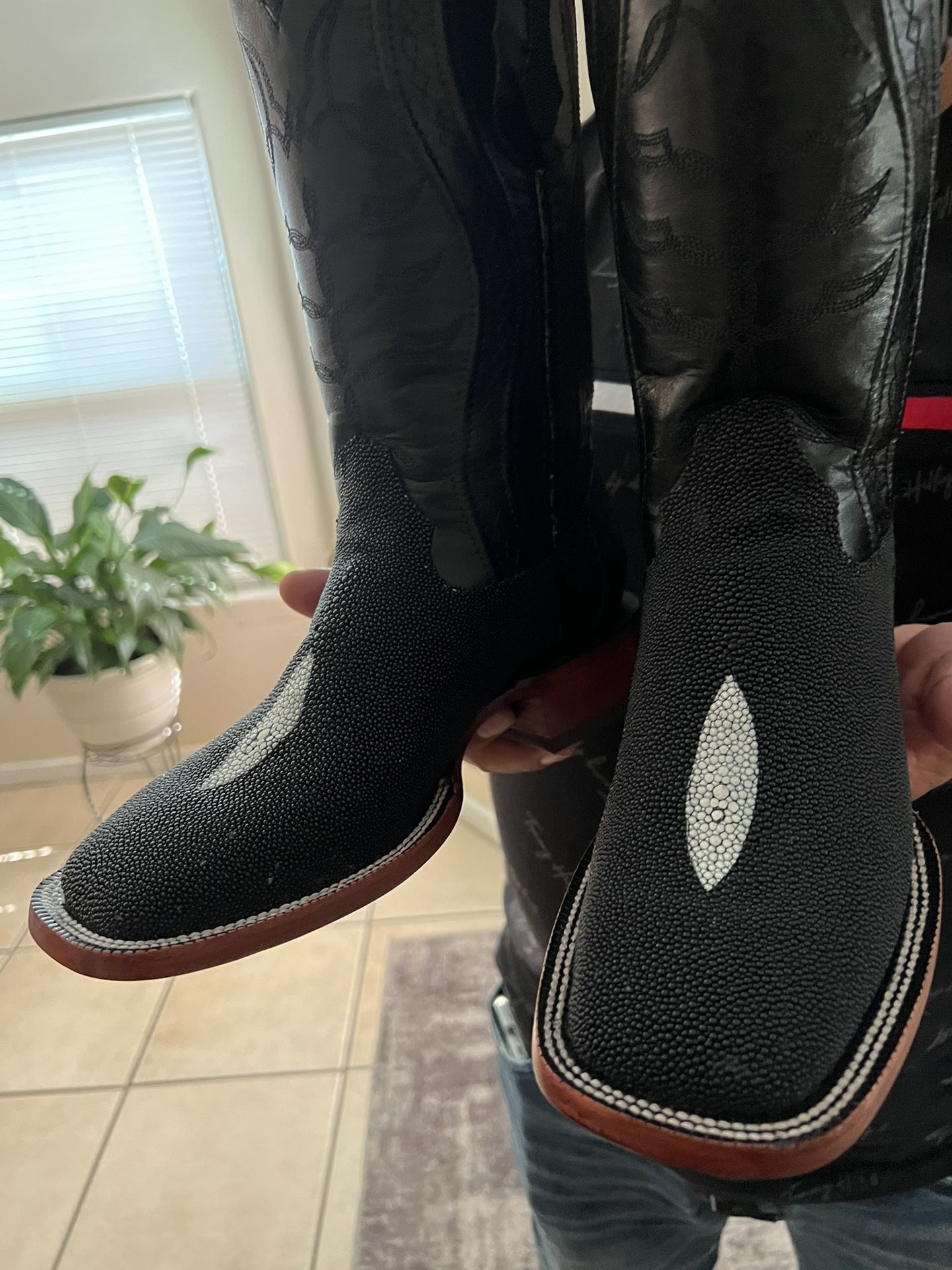 Stingray Boots
