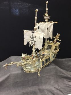 Mega Bloks Pyrates Dread Eye s Phantom Pirate Ship for Sale in Montclair CA OfferUp