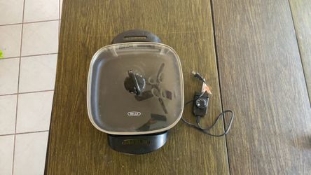 BELLA Electric Skillet